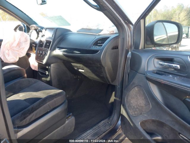 2C4RDGBG7JR198887 Dodge Grand Caravan Se Plus