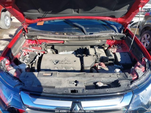 JA4AD2A3XJZ054992 Mitsubishi Outlander Es