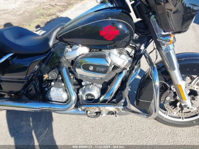 2022 HARLEY-DAVIDSON FLHT 1HD1FVC16NB602531 Photo 7