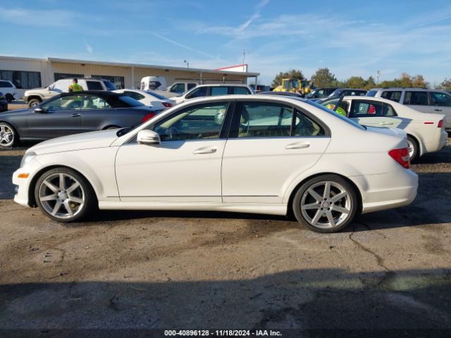 WDDGF8ABXEG250670 Mercedes-Benz C 300 Luxury 4matic/sport 4matic