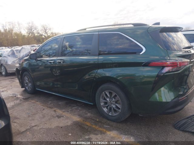 5TDJRKEC0MS034967 Toyota SIENNA XLE