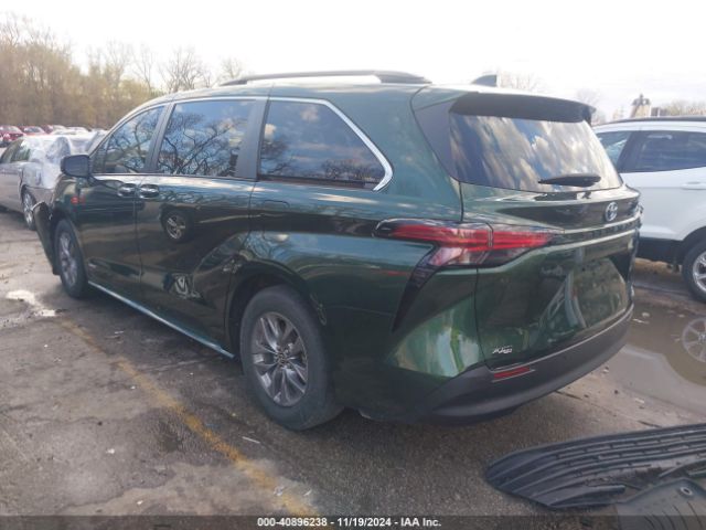 5TDJRKEC0MS034967 Toyota SIENNA XLE