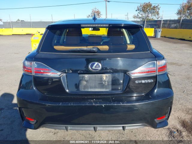 JTHKD5BH5E2197996 Lexus CT 200H