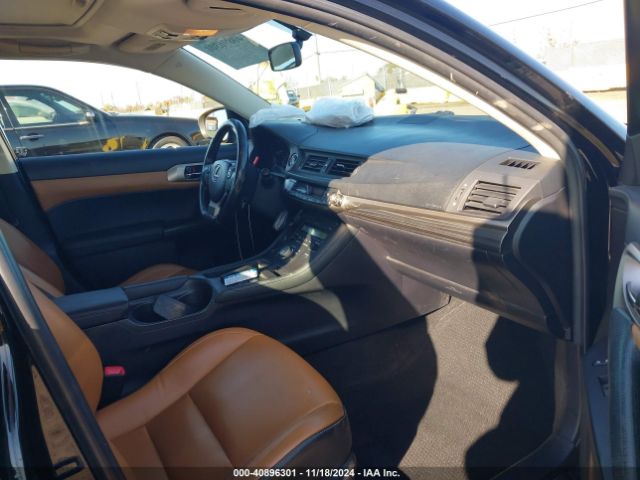 JTHKD5BH5E2197996 Lexus CT 200H