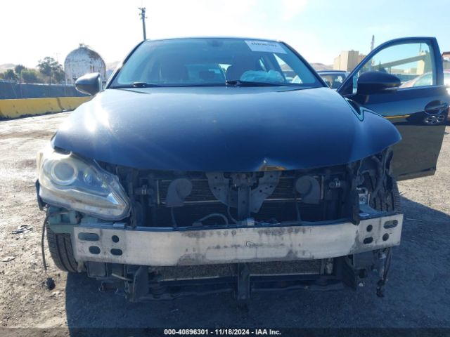 JTHKD5BH5E2197996 Lexus CT 200H