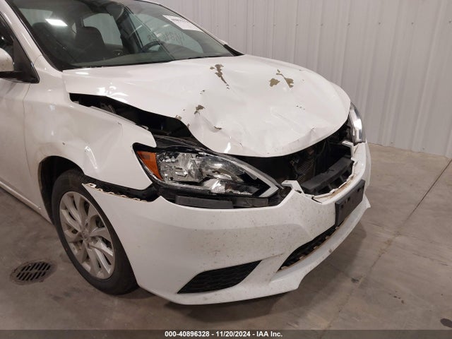 Продаж на аукціоні авто 2018 Nissan Sentra Sv, vin: 3N1AB7AP4JL658981, номер лоту: 40896328