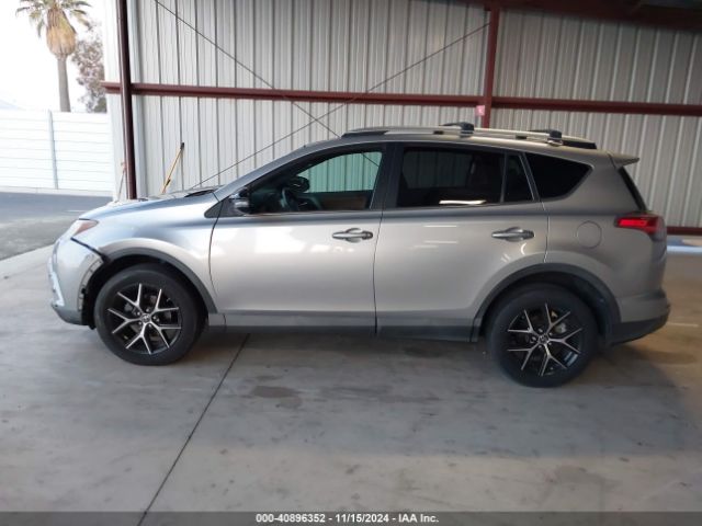 2T3JFREV1GW478896 Toyota RAV4 SE