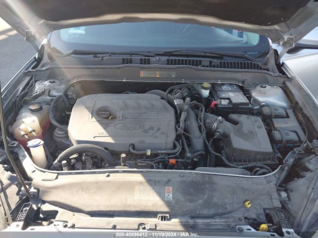 3FA6P0HD8JR232592 Ford FUSION SE