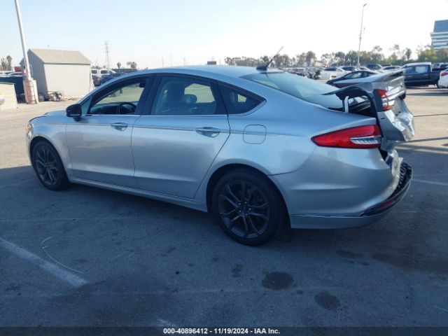 3FA6P0HD8JR232592 Ford FUSION SE