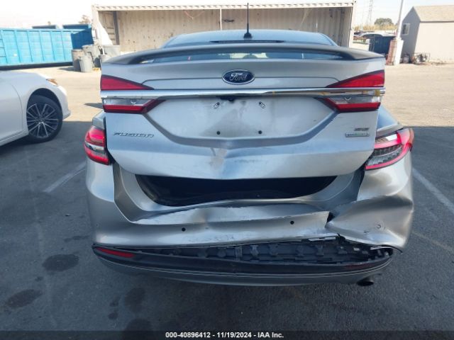 3FA6P0HD8JR232592 Ford FUSION SE