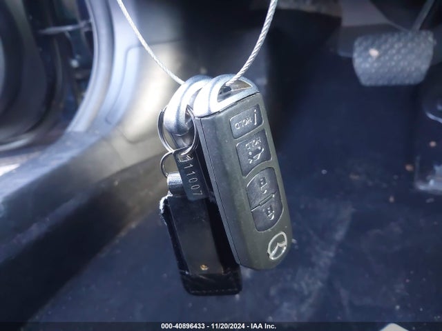 3MZBN1V32JM218634 Mazda Mazda3 Touring