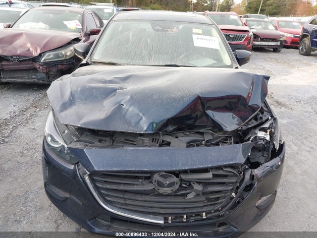 3MZBN1V32JM218634 Mazda Mazda3 Touring