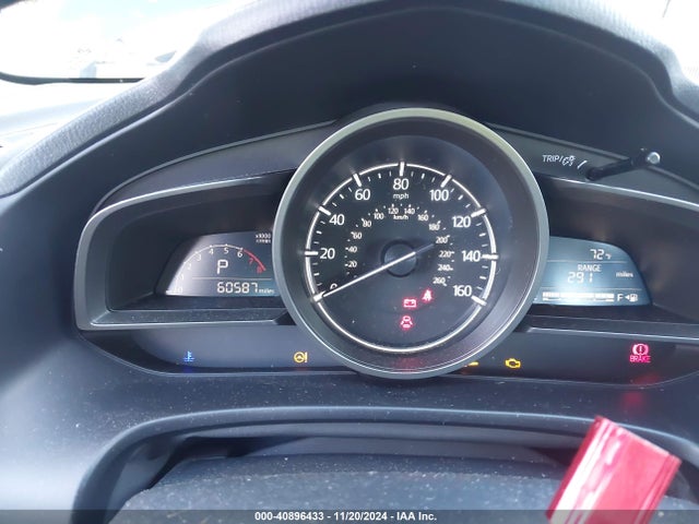 3MZBN1V32JM218634 Mazda Mazda3 Touring