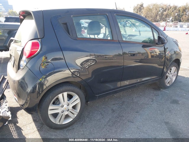 Chevrolet Spark Ls Cvt 2015 KL8CB6S91FC744311 Image 4