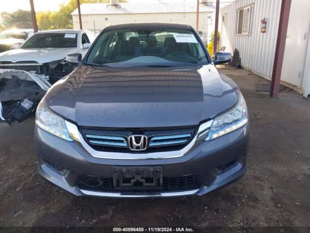 1HGCR6F75EA010522 Honda Accord Hybrid Touring