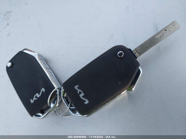 KNDPU3DG2S7182077 KIA Sportage Hybrid Lx