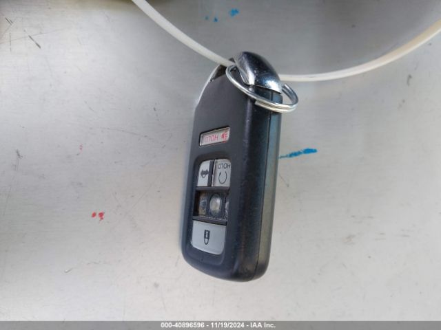 1HGCR3F90HA021352 Honda Accord Touring V6