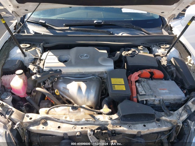 JTHBW1GG6E2062304 Lexus ES 300H