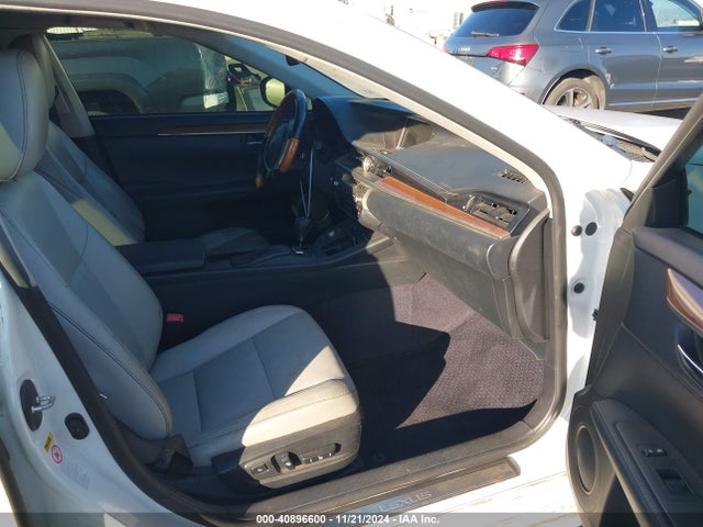JTHBW1GG6E2062304 Lexus ES 300H