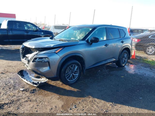 5N1AT3AA4MC699198 Nissan Rogue S Fwd