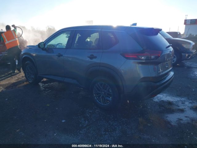 5N1AT3AA4MC699198 Nissan Rogue S Fwd