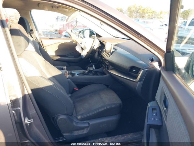 5N1AT3AA4MC699198 Nissan Rogue S Fwd