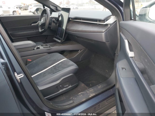 Fisker Ocean One 2023 VCF1ZBU25PG002796 Image 5