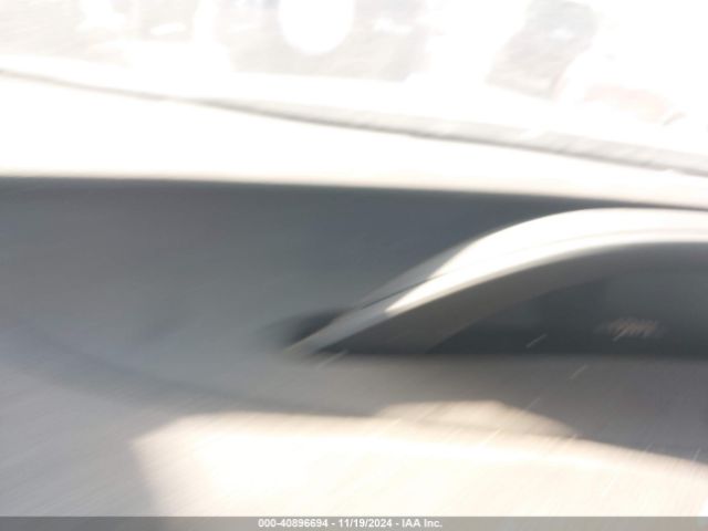 JTDKBRFU3J3596657 Toyota Prius Two