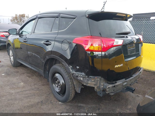 Toyota RAV4 LE 2015 2T3ZFREV4FW145500 Image 3