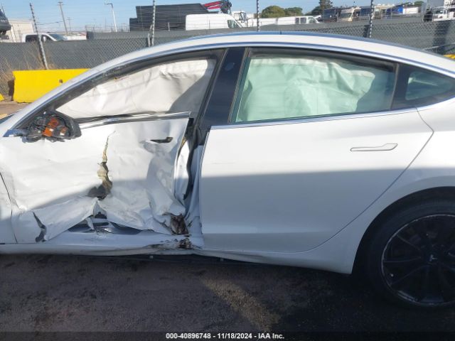 5YJ3E1EB4KF194678 Tesla Model 3 Long Range/performance