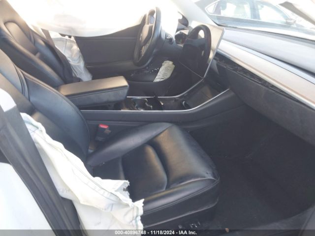 5YJ3E1EB4KF194678 Tesla Model 3 Long Range/performance