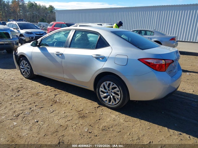 Toyota COROLLA LE 2017 2T1BURHE4HC927375 Image 3