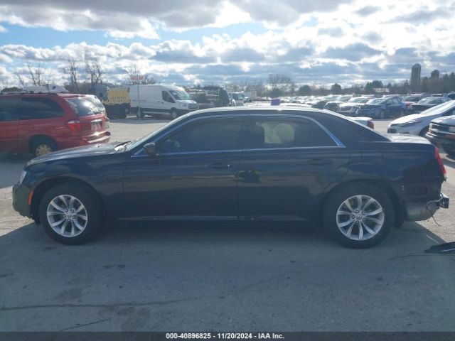 2C3CCAAG5FH742876 Chrysler 300 Limited