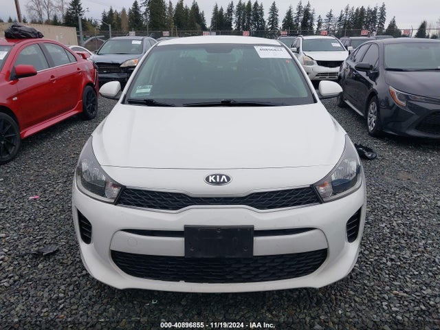 40896855 :رقم المزاد ، 3KPA24AB8KE197757 vin ، 2019 Kia Rio S مزاد بيع