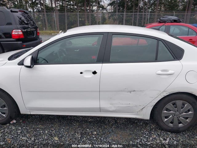 40896855 :رقم المزاد ، 3KPA24AB8KE197757 vin ، 2019 Kia Rio S مزاد بيع