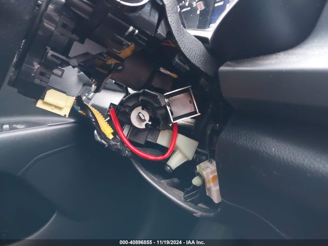 Продаж на аукціоні авто 2019 Kia Rio S, vin: 3KPA24AB8KE197757, номер лоту: 40896855