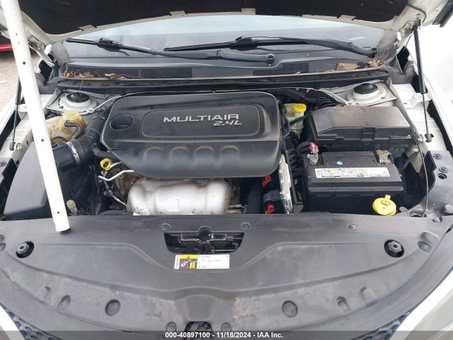 Chrysler 200 Limited 2015 1C3CCCAB9FN631626 Image 10