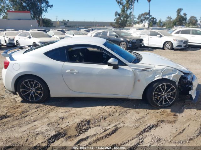 JF1ZNAA19K8703421 Toyota 86