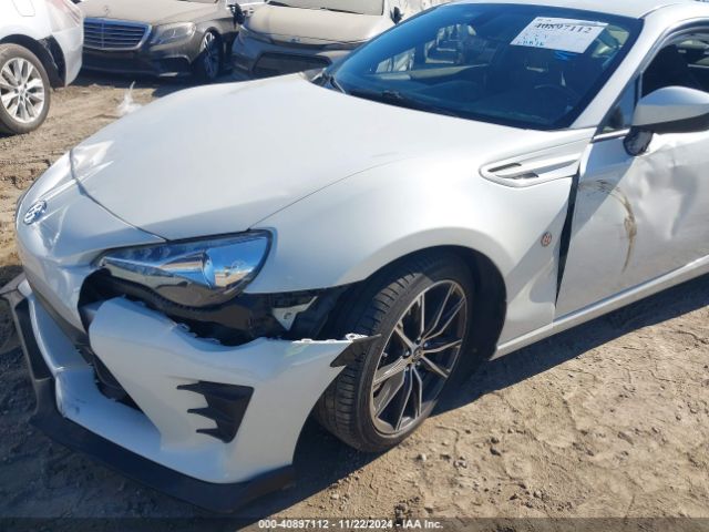 JF1ZNAA19K8703421 Toyota 86