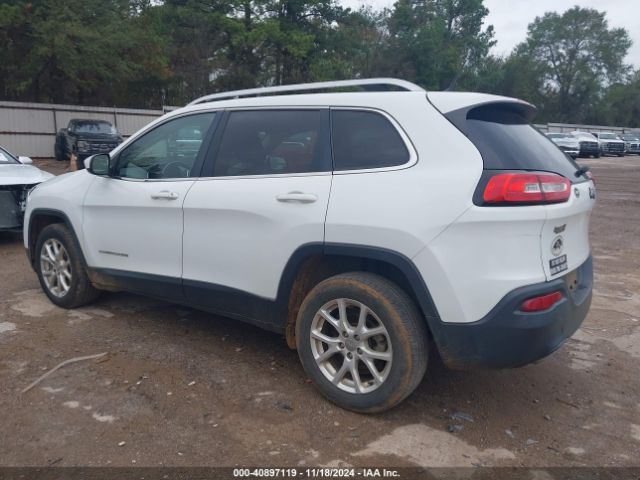 1C4PJLCB7GW201377 Jeep Cherokee Latitude