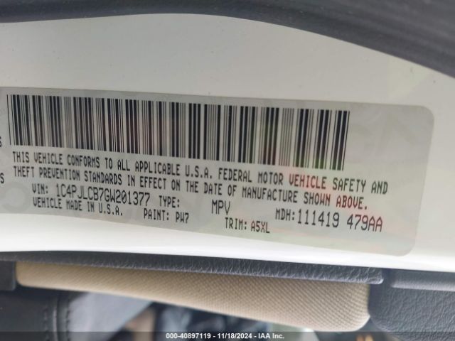 1C4PJLCB7GW201377 Jeep Cherokee Latitude