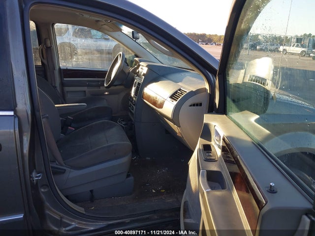 Продаж на аукціоні авто 2010 Chrysler Town & Country Touring, vin: 2A4RR5D18AR305180, номер лоту: 40897171