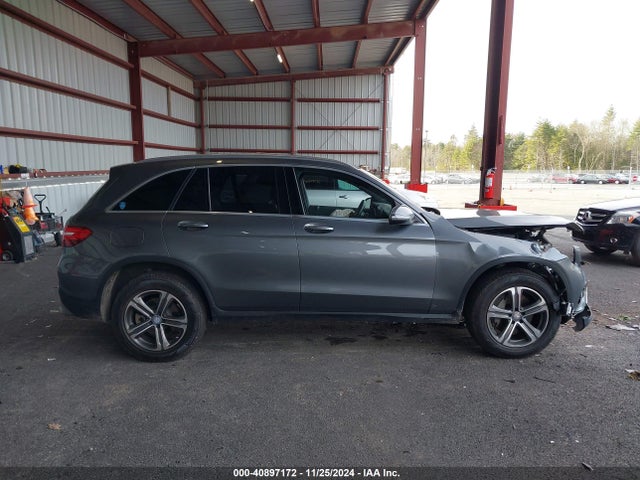 WDC0G4KB0HF163672 Mercedes-Benz Glc 300 4matic