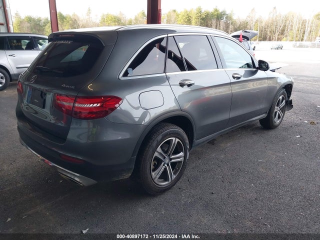 WDC0G4KB0HF163672 Mercedes-Benz Glc 300 4matic