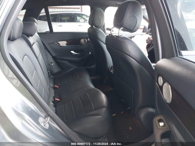 WDC0G4KB0HF163672 Mercedes-Benz Glc 300 4matic