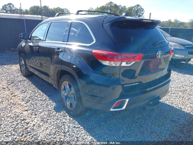Toyota Highlander Limited Platinum 2017 5TDYZRFH8HS200126 Image 3