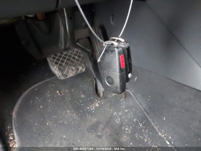WVGAV3AX6EW544781 Volkswagen TIGUAN S