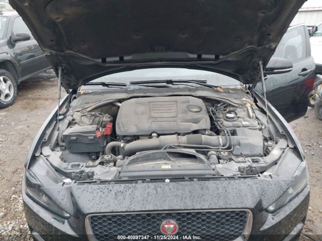 SAJAR4FX3JCP39189 Jaguar XE