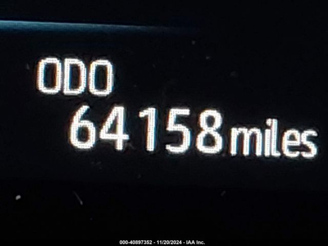 5TDZRKECXNS075255 Toyota Sienna Limited