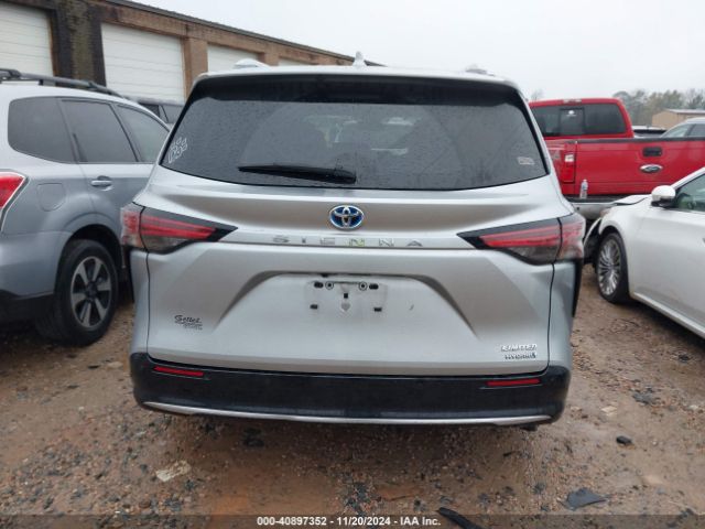 5TDZRKECXNS075255 Toyota Sienna Limited